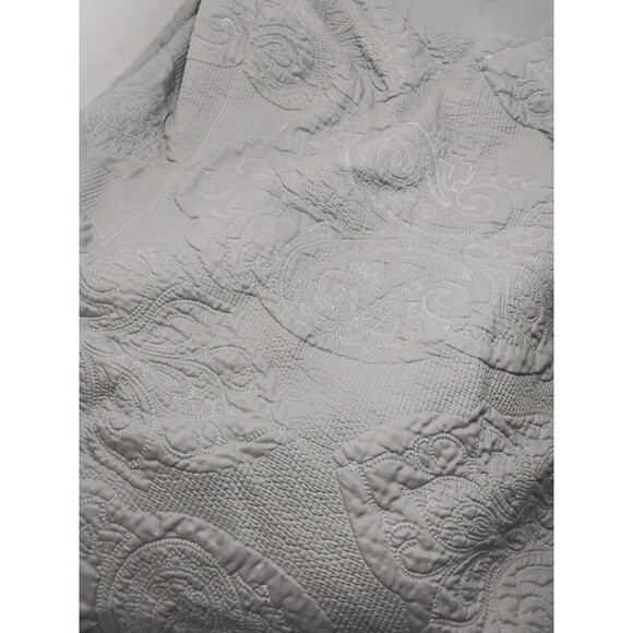 Laura Hart Queen Sea Glass Blue Comforter - Picture 1 of 5